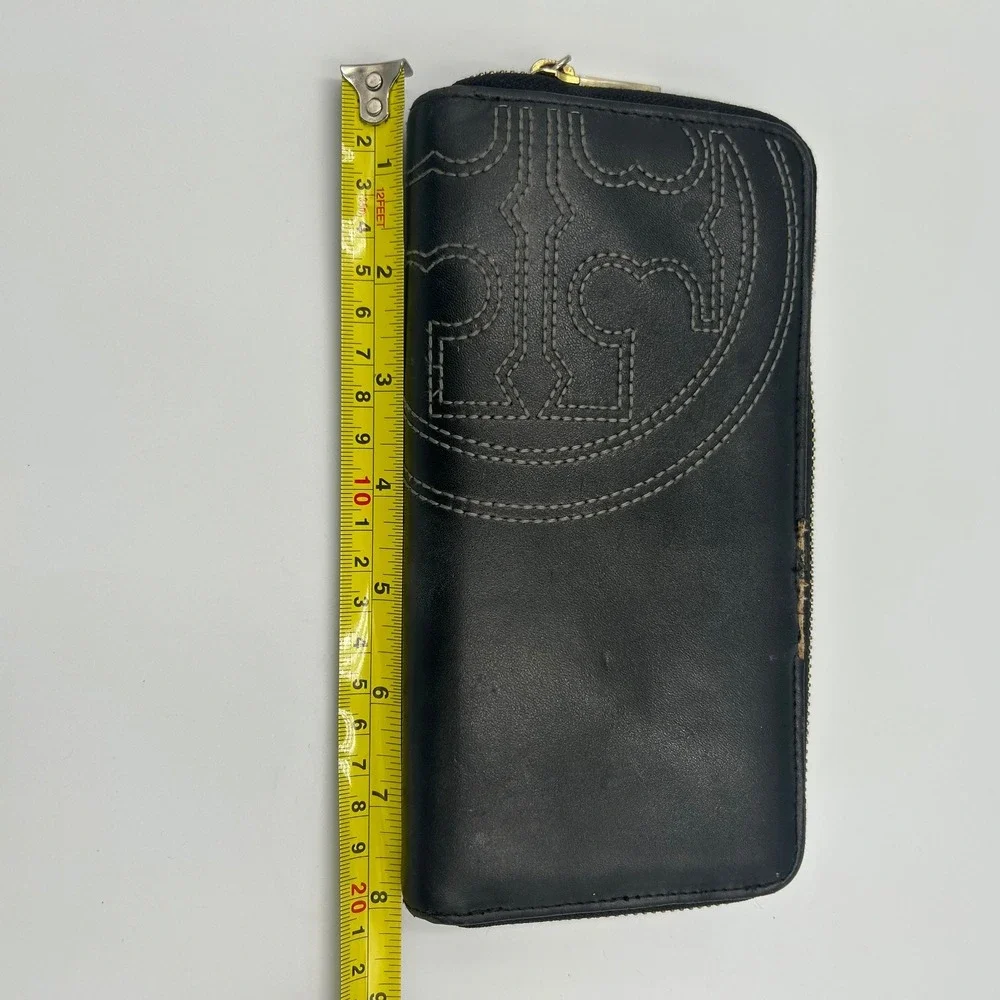 Tory Burch Wallet Womens OS Black Leather Stitched Logo Zip Around B-029